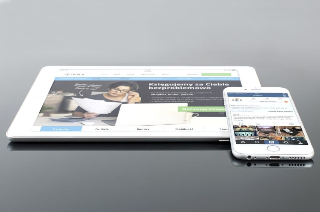 Explora una solución integral para vender por internet sin complicaciones: una página web profesional y una tienda en línea accesible para cualquier rubro
